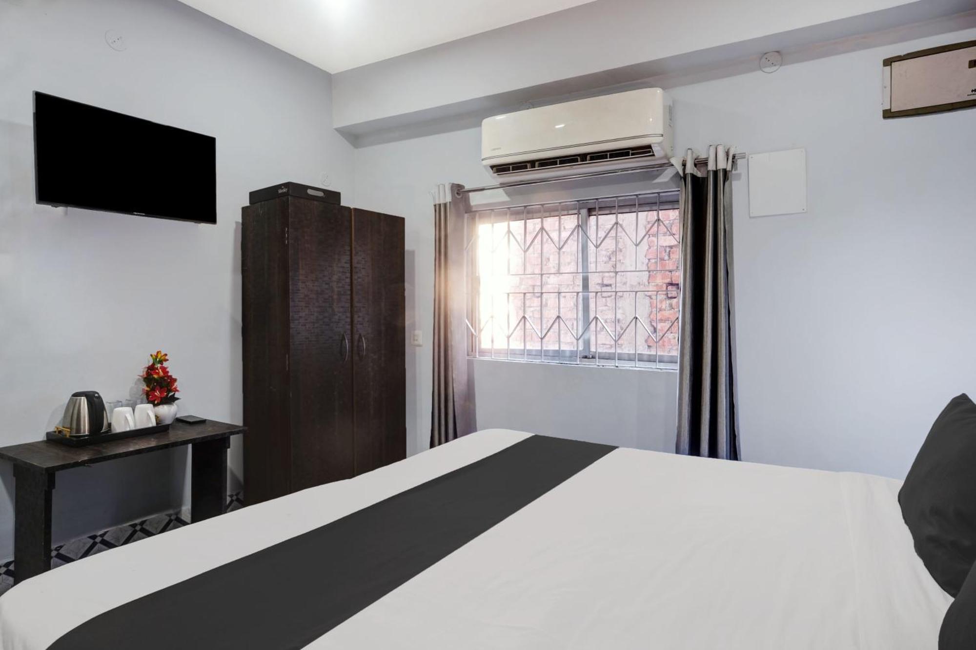 Super Hotel O Noonmati Guwahati Formerly Hotel Sundari Exterior photo